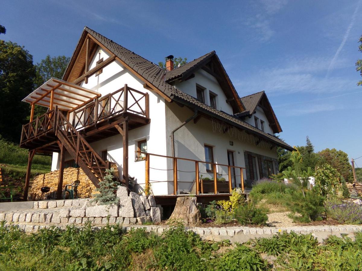 Motyli Chalupa - Luxusni Apartmany U Jestedu Dlouhy Most Exterior photo